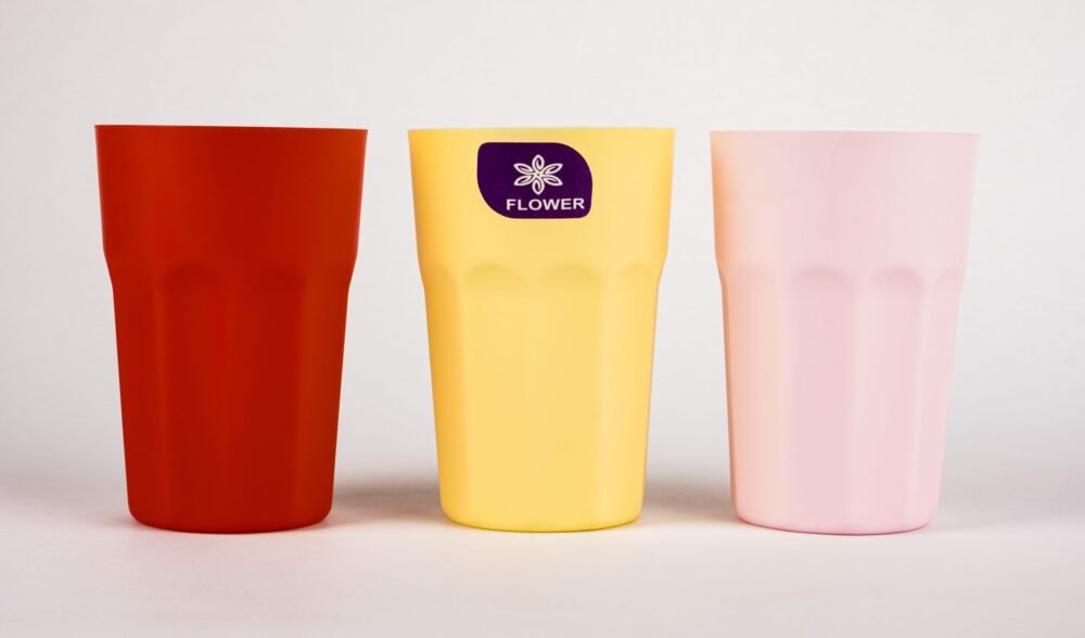 Plastic Cups - Image 2